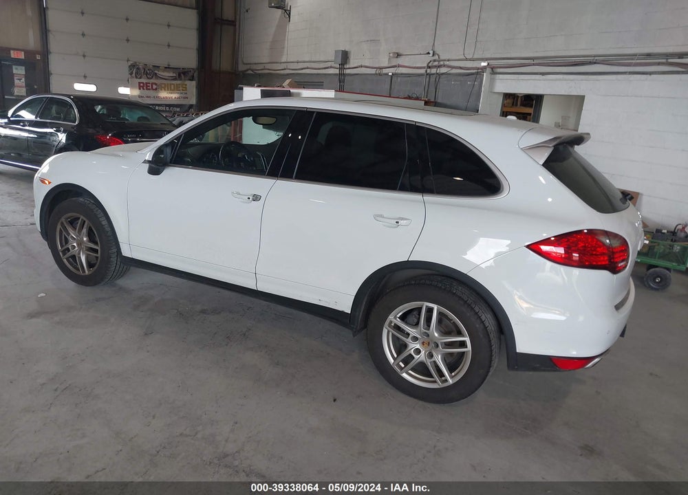 2014 PORSCHE CAYENNE PLATINUM EDITION VIN: WP1AA2A27ELA93276