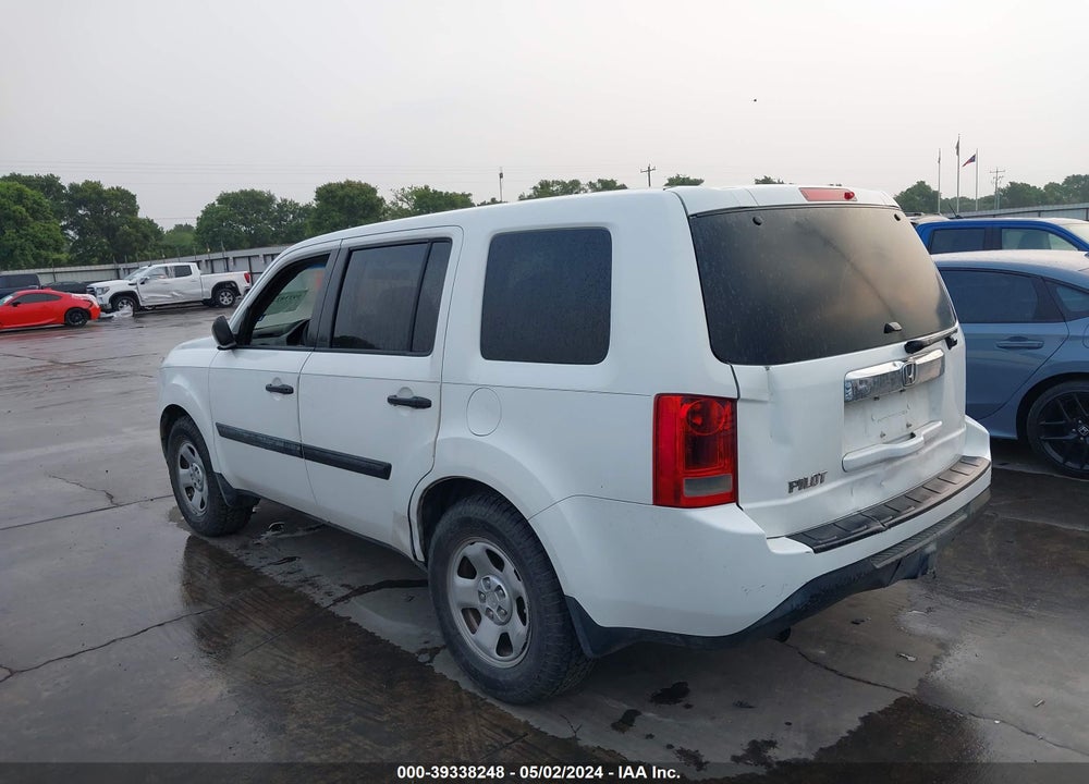 2012 HONDA PILOT LX VIN: 5FNYF3H21CB005268