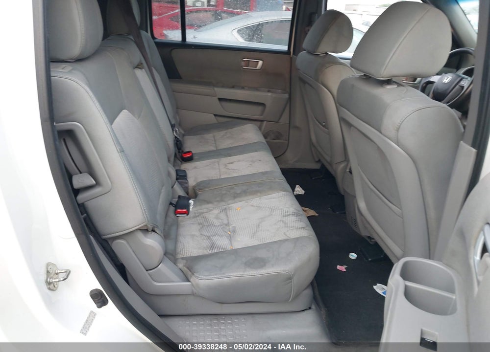 2012 HONDA PILOT LX VIN: 5FNYF3H21CB005268