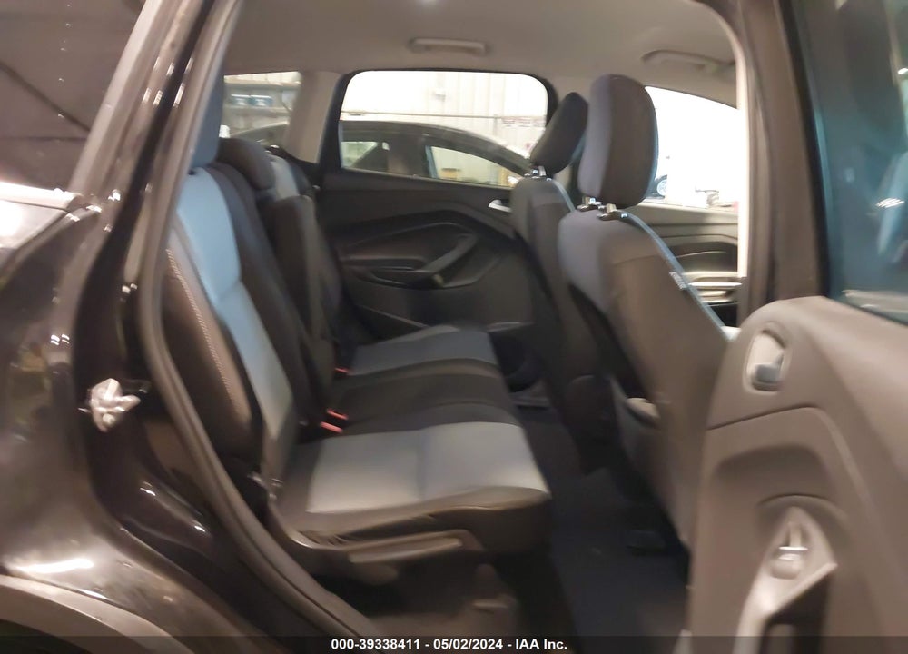 2019 FORD ESCAPE SE VIN: 1FMCU9GD2KUA05478