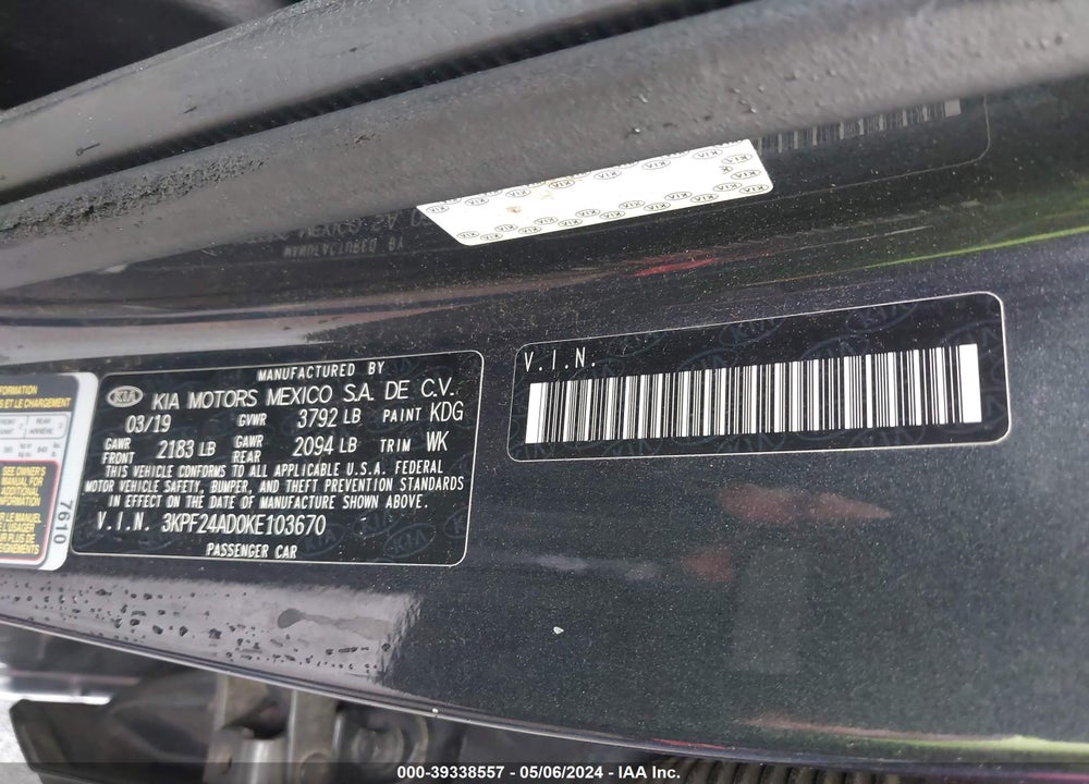 2019 KIA FORTE LXS VIN: 3KPF24AD0KE103670