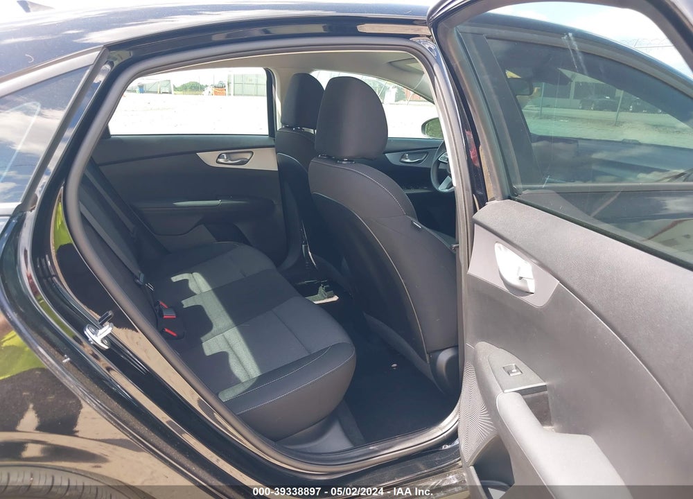 2023 KIA FORTE LXS VIN: 3KPF24AD5PE581512