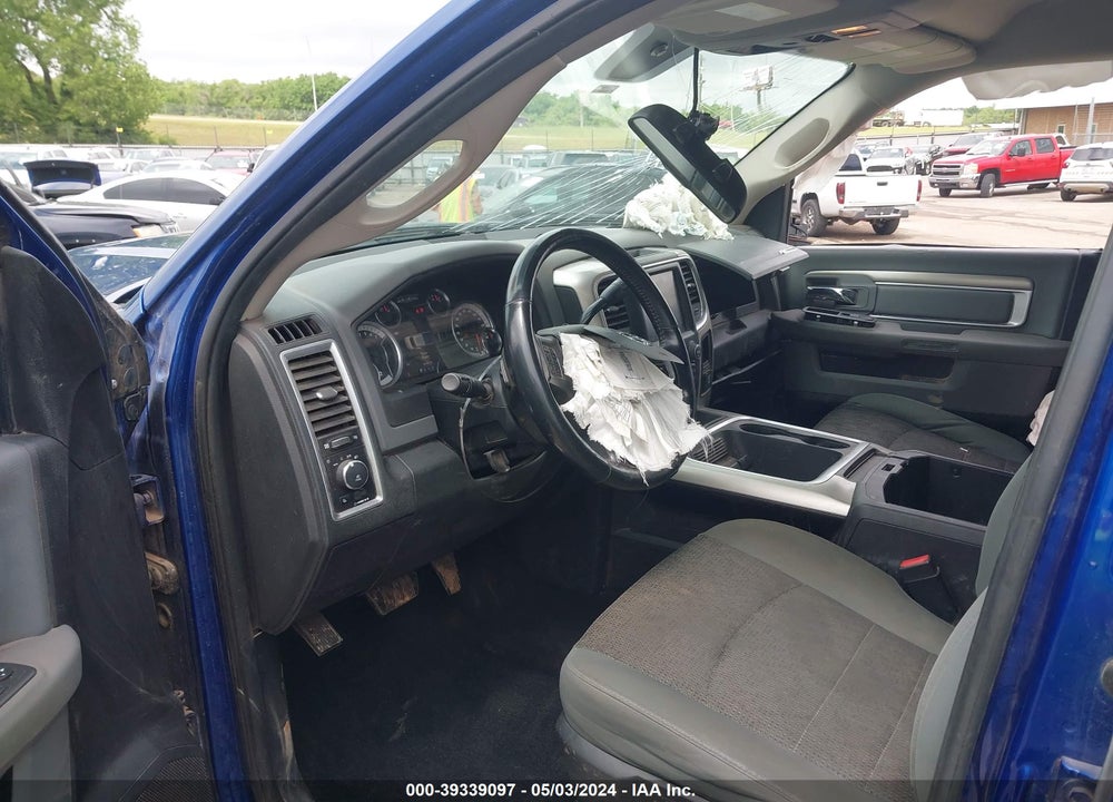 2016 RAM 2500 BIG HORN VIN: 3C6UR5DJ5GG281880
