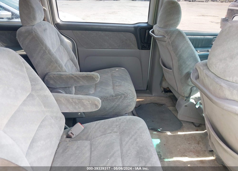 2004 HONDA ODYSSEY EX VIN: 5FNRL18824B102518
