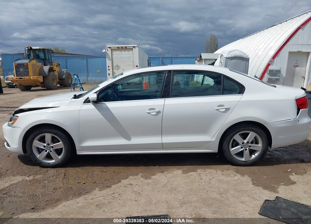 2013 VOLKSWAGEN JETTA 2.0L TDI VIN: 3VW3L7AJXDM409921