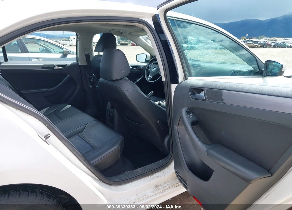2013 VOLKSWAGEN JETTA 2.0L TDI VIN: 3VW3L7AJXDM409921