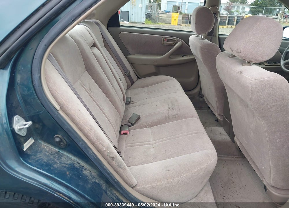 1998 TOYOTA CAMRY LE VIN: JT2BG22K1W0169556