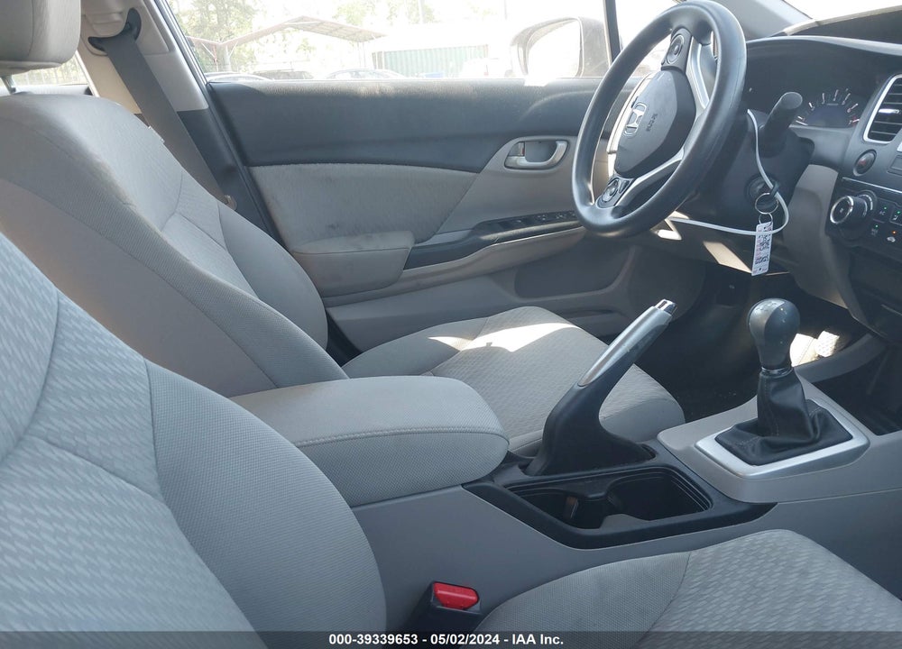 2015 HONDA CIVIC LX VIN: 19XFB2E54FE038397