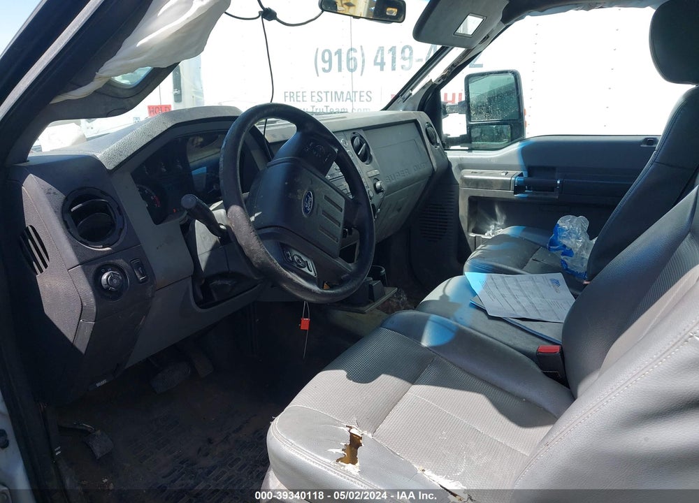 2014 FORD F-350 CHASSIS XL VIN: 1FD8X3F62EEB20545