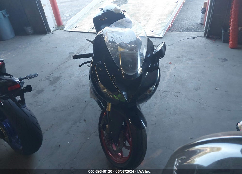 2006 KAWASAKI ZX1000 D6F VIN: JKAZXCD166A005675