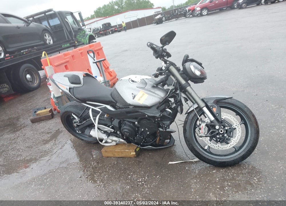 2024 TRIUMPH MOTORCYCLE STREET TRIPLE 765 RS VIN: SMTA614K7RTBP2711