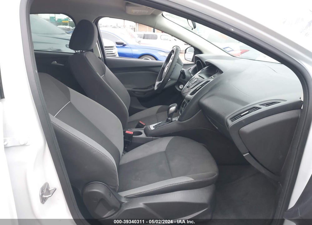 2014 FORD FOCUS SE VIN: 1FADP3K26EL157119