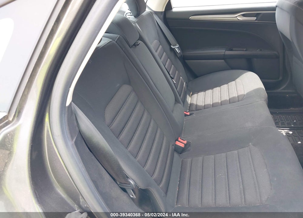 2017 FORD FUSION SE VIN: 3FA6P0H76HR394077