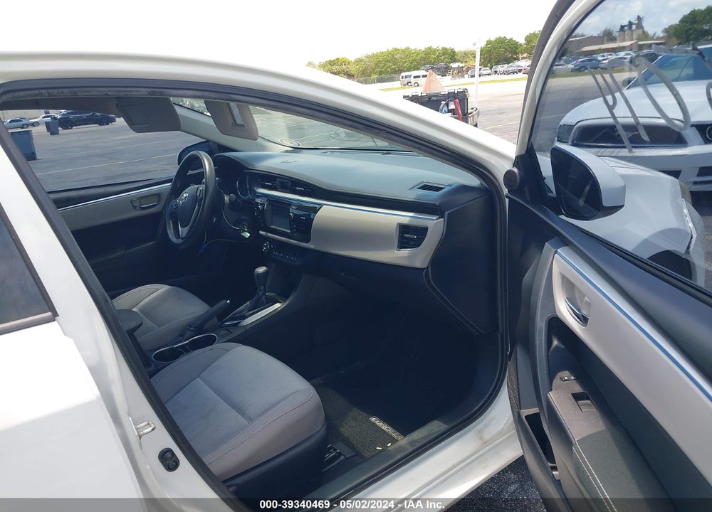 2016 TOYOTA COROLLA LE VIN: 5YFBURHE9GP525074