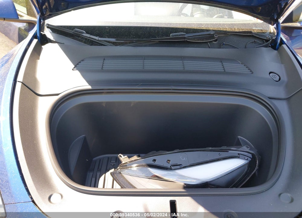 2024 TESLA MODEL Y LONG RANGE DUAL MOTOR ALL-WHEEL DRIVE VIN: 7SAYGDEEXRF036872