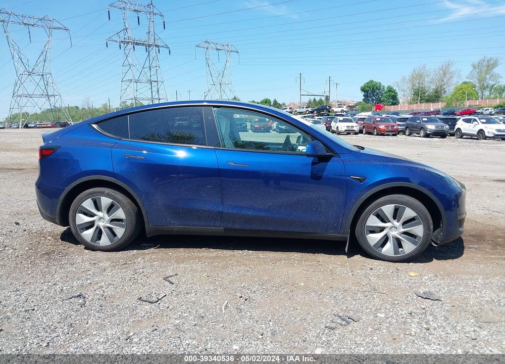 2024 TESLA MODEL Y LONG RANGE DUAL MOTOR ALL-WHEEL DRIVE VIN: 7SAYGDEEXRF036872