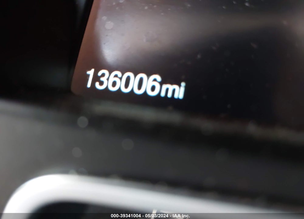 2018 FORD FOCUS SE VIN: 1FADP3K24JL326273