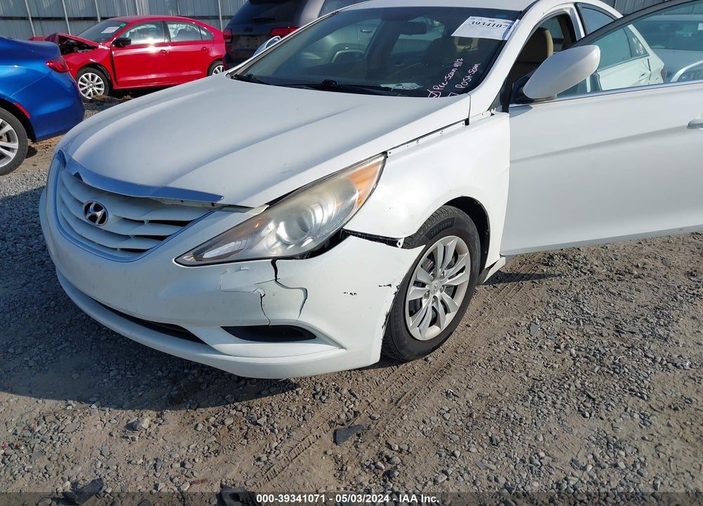 2011 HYUNDAI SONATA VIN: 5NPEB4AC7BH208351