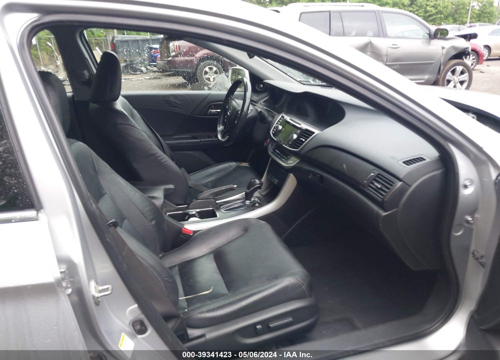 2013 HONDA ACCORD EX-L V-6 VIN: 1HGCR3F8XDA009887