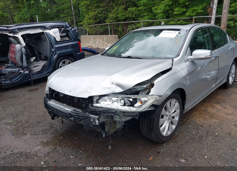 2013 HONDA ACCORD EX-L V-6 VIN: 1HGCR3F8XDA009887