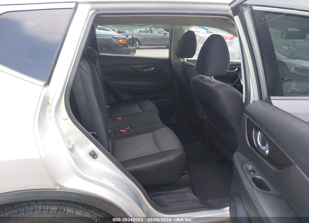 2020 NISSAN ROGUE SV FWD VIN: JN8AT2MT6LW038804