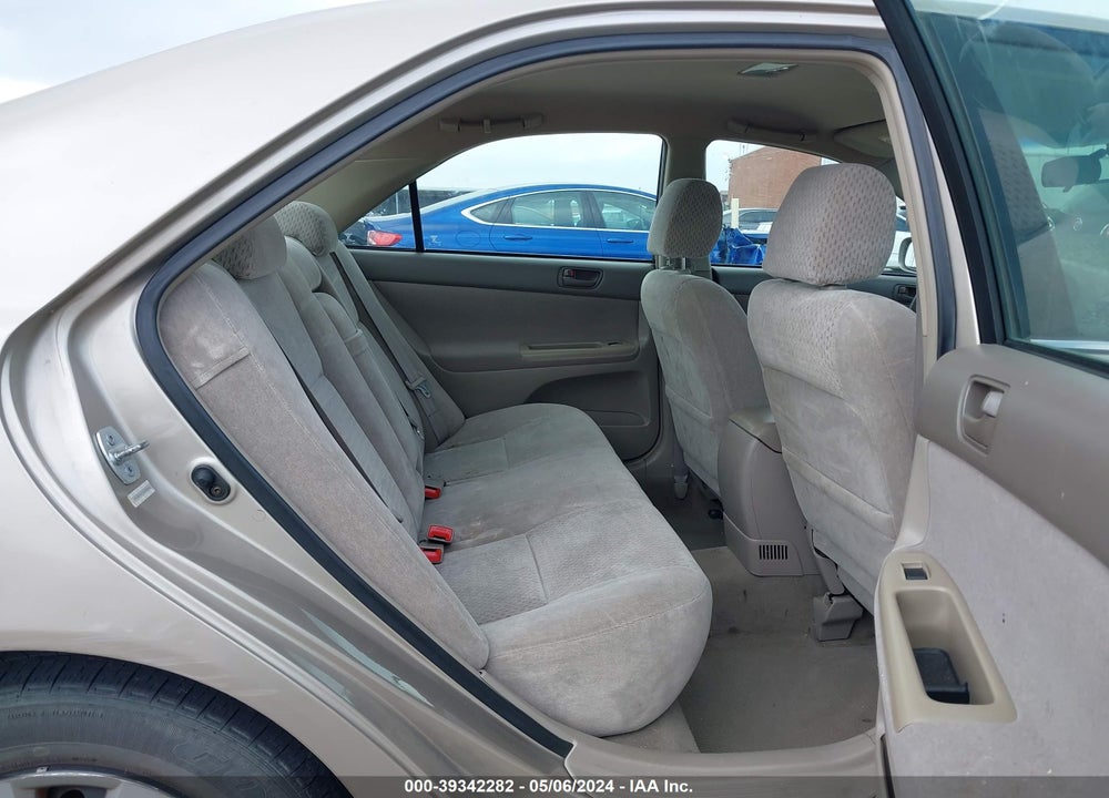 2003 TOYOTA CAMRY LE VIN: 4T1BE32K13U783848