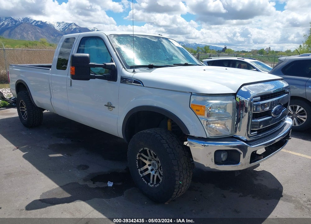 2013 FORD F-250 LARIAT VIN: 1FT7X2BT9DEA20690