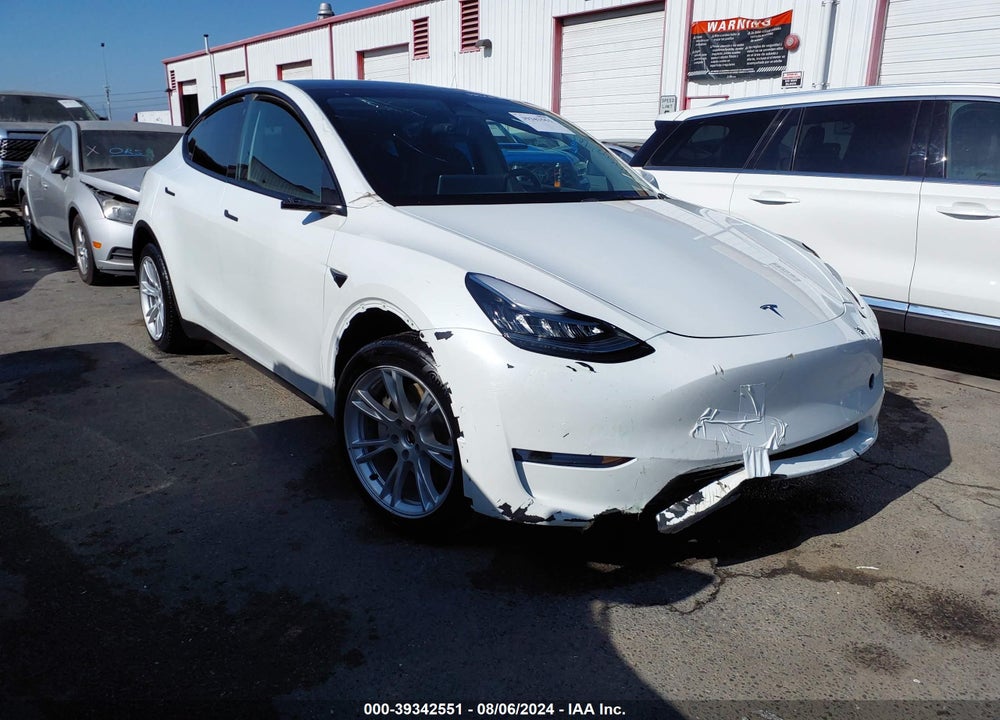2021 TESLA MODEL Y LONG RANGE DUAL MOTOR ALL-WHEEL DRIVE VIN: 5YJYGDEE0MF094642