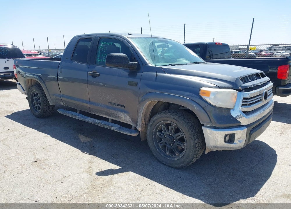 2017 TOYOTA TUNDRA SR5 5.7L V8 VIN: 5TFUW5F1XHX595097