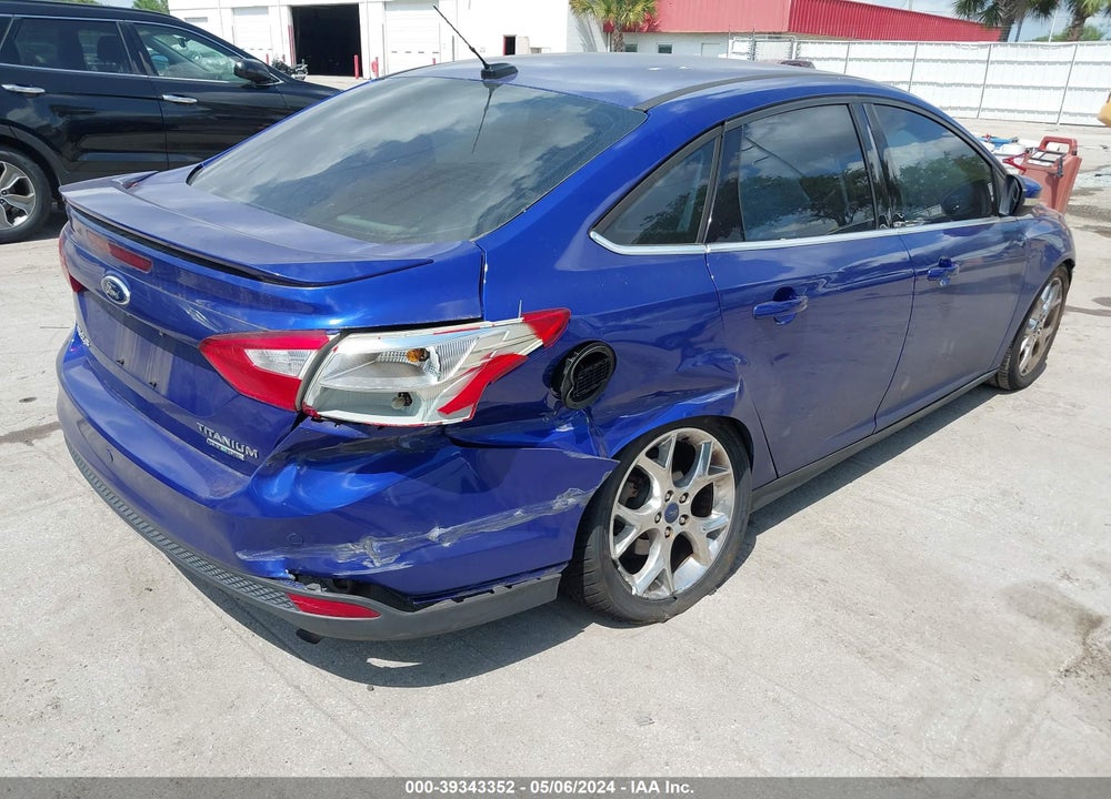 2014 FORD FOCUS TITANIUM VIN: 1FADP3J22EL240628