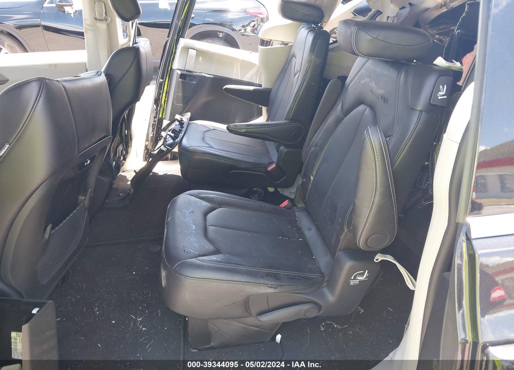 2024 CHRYSLER PACIFICA TOURING L VIN: 2C4RC1BG3RR101776
