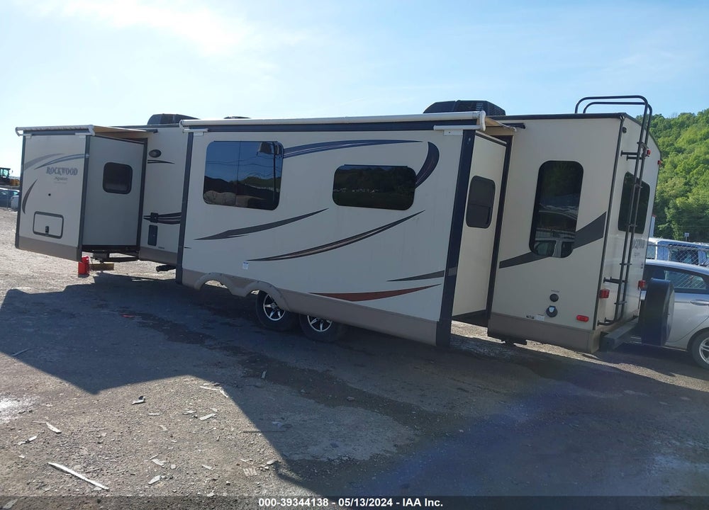 2017 ROCKWOOD SIGNATURE ULTRA LITE VIN: 4X4TRLJ20H1873574