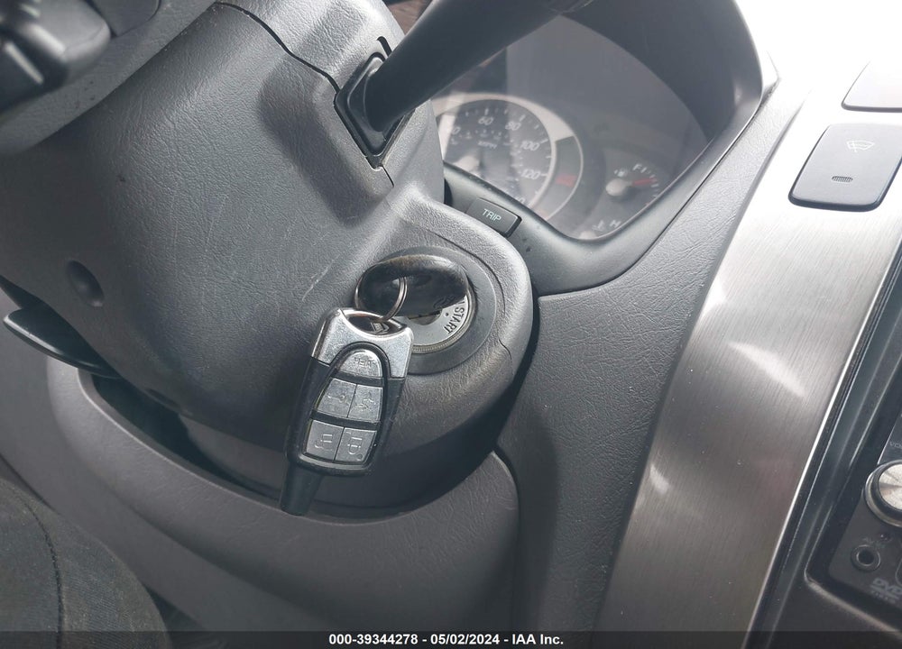 2005 HYUNDAI TUCSON GLS/LX VIN: KM8JN12D65U045919