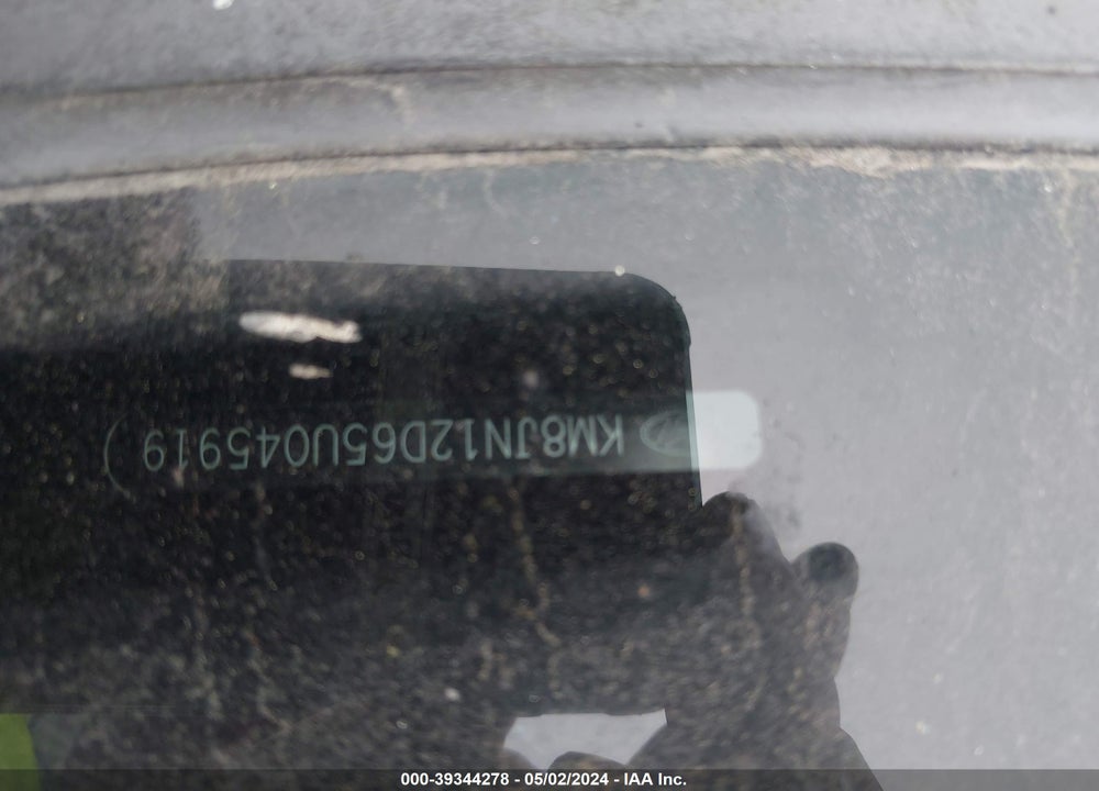 2005 HYUNDAI TUCSON GLS/LX VIN: KM8JN12D65U045919
