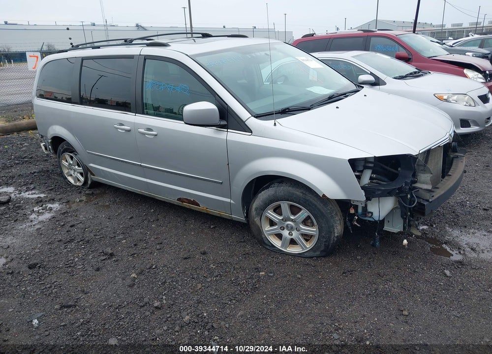 2010 CHRYSLER TOWN & COUNTRY TOURING VIN: 2A4RR5DX3AR136318