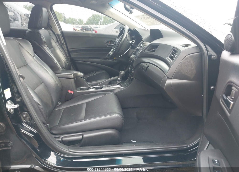 2014 ACURA ILX 2.0L VIN: 19VDE1F36EE003289