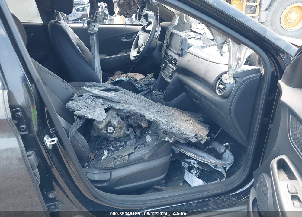 2018 HYUNDAI KONA ULTIMATE VIN: KM8K53A57JU138548