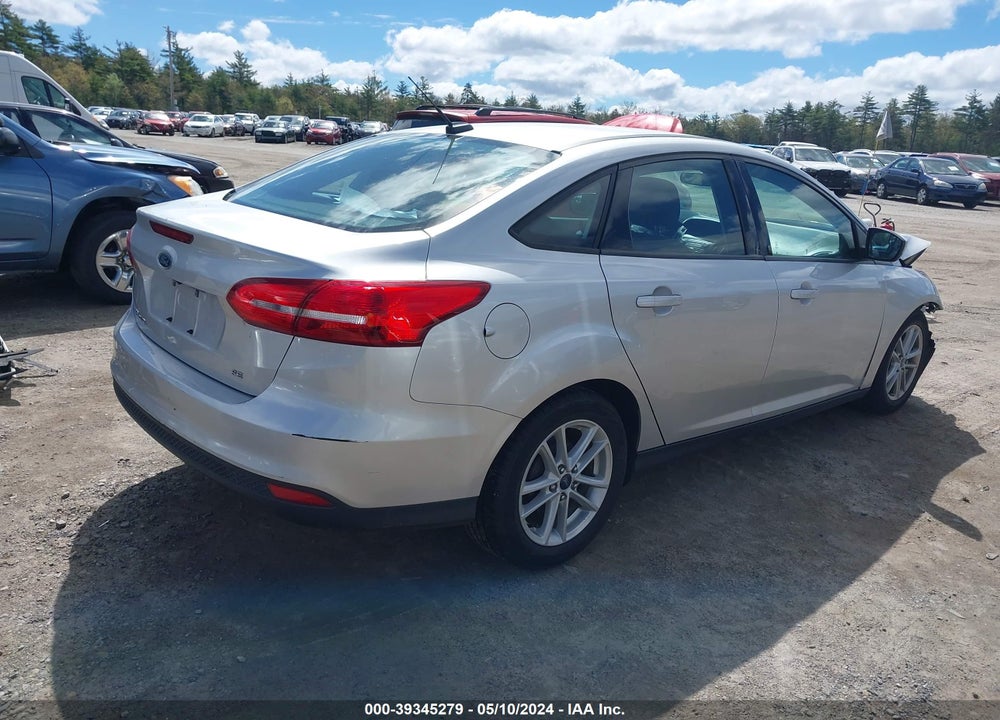 2018 FORD FOCUS SE VIN: 1FADP3F21JL220261