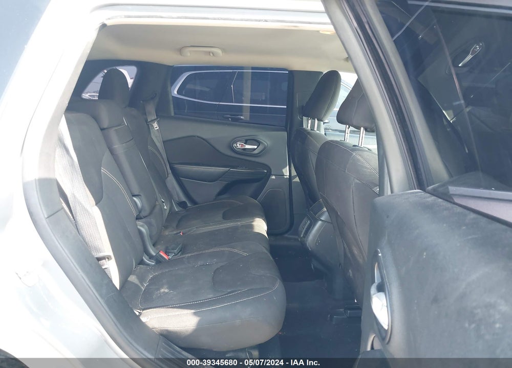 2016 JEEP CHEROKEE LATITUDE VIN: 1C4PJLCS9GW173307