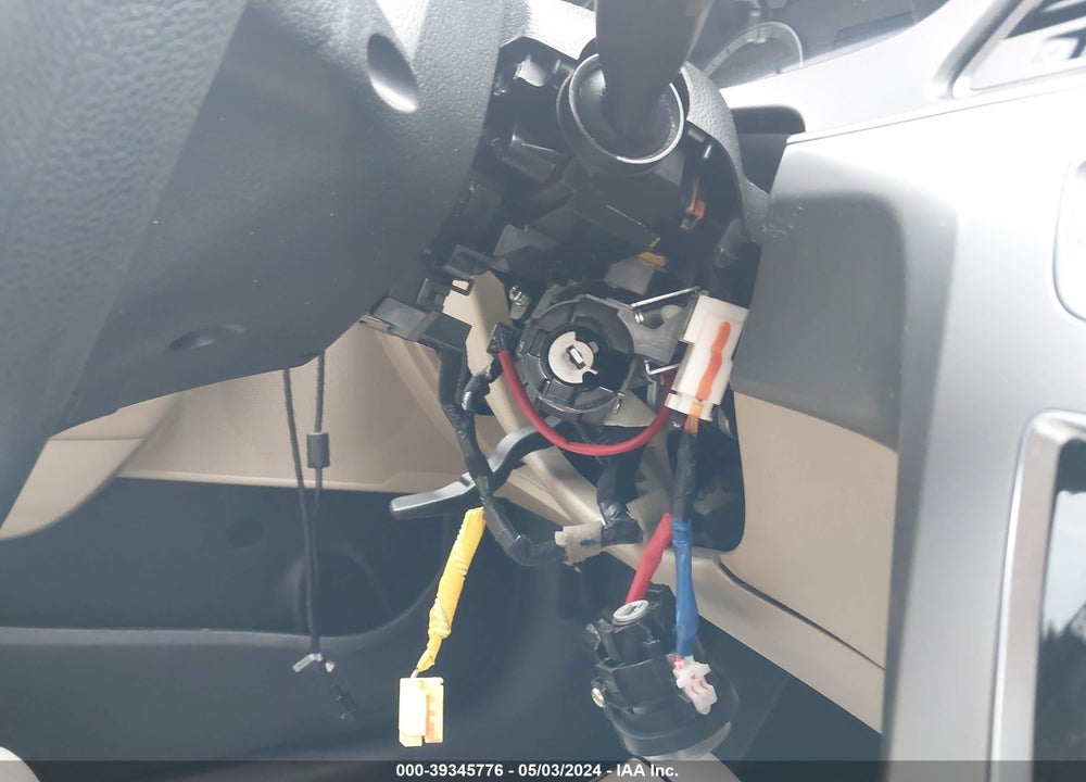 2015 HYUNDAI SONATA SE VIN: 5NPE24AF0FH208952