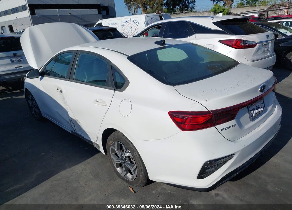 2021 KIA FORTE LXS VIN: 3KPF24AD2ME406694