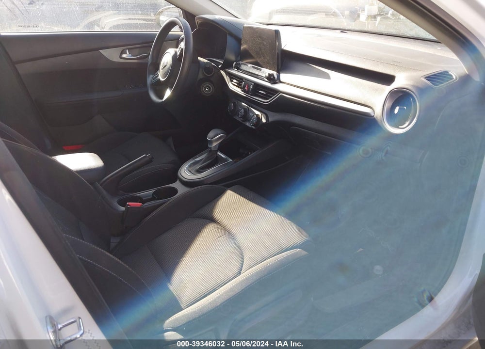 2021 KIA FORTE LXS VIN: 3KPF24AD2ME406694