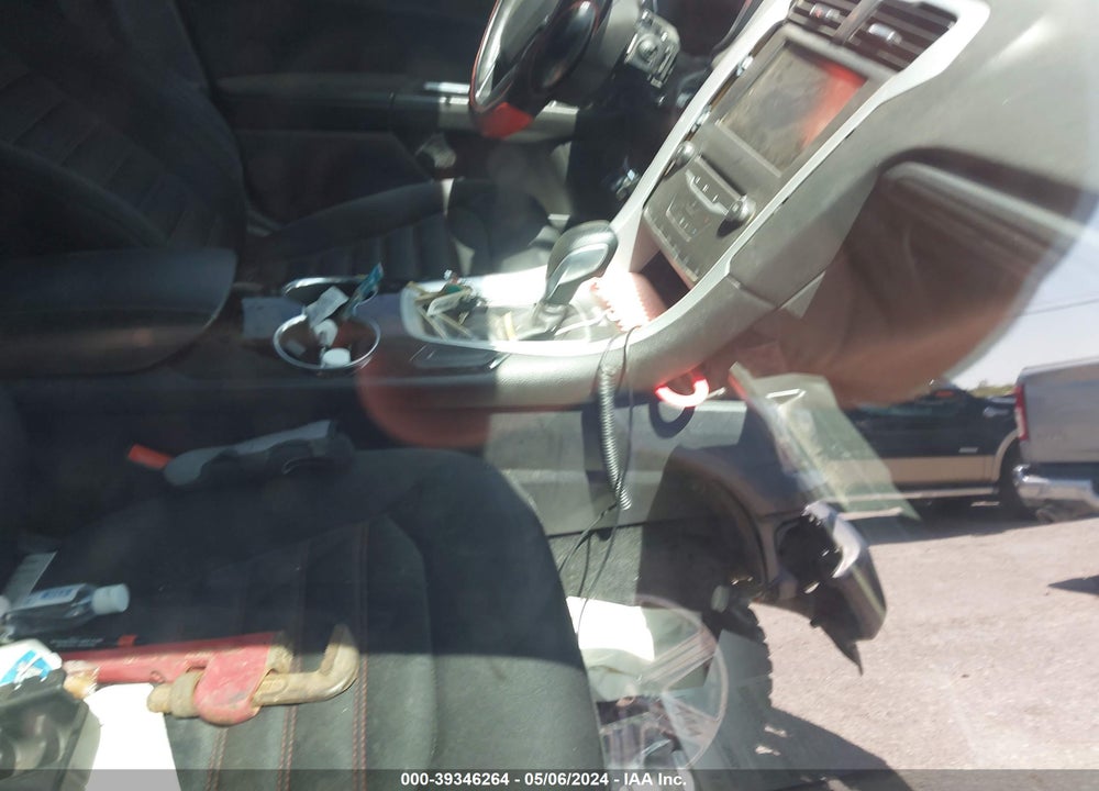 2015 FORD FUSION SE VIN: 1FA6P0H76F5111404