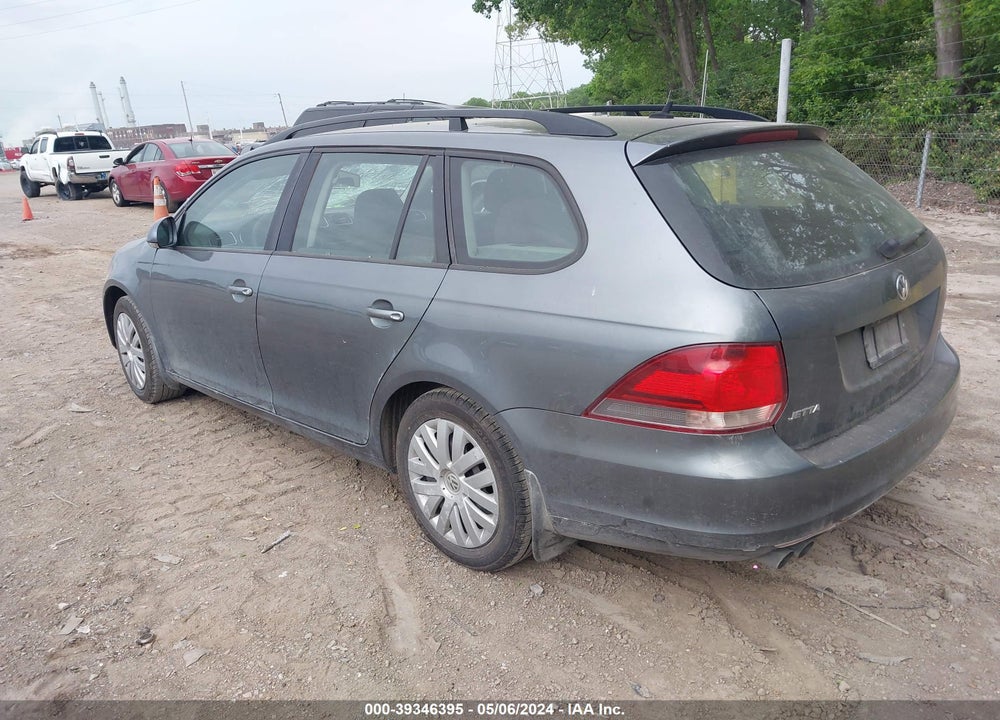 2013 VOLKSWAGEN JETTA SPORTWAGEN 2.5L S VIN: 3VWPP7AJ9DM639598