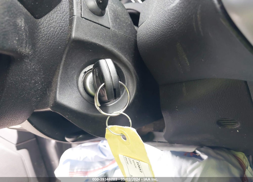 2013 FORD FOCUS SE VIN: 1FADP3K28DL333411