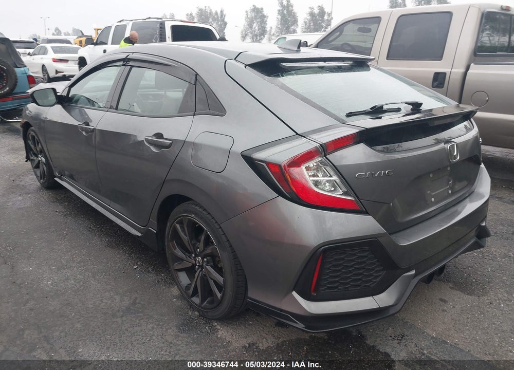 2018 HONDA CIVIC SPORT VIN: SHHFK7H4XJU415297