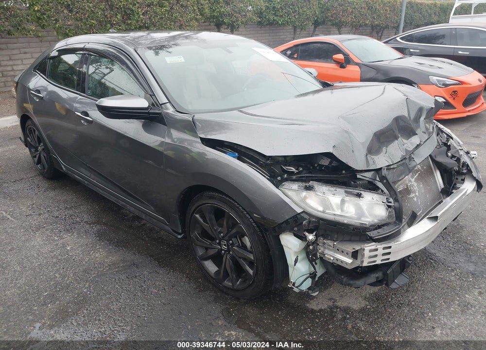 2018 HONDA CIVIC SPORT VIN: SHHFK7H4XJU415297