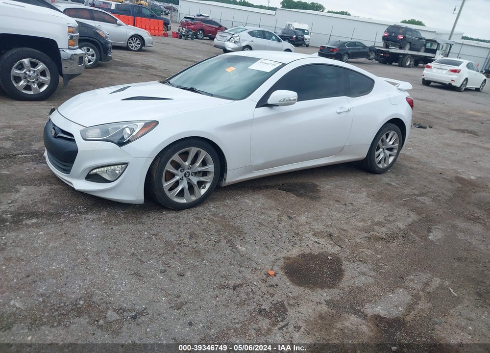 2015 HYUNDAI GENESIS 3.8 BASE VIN: KMHHU6KJXFU123396