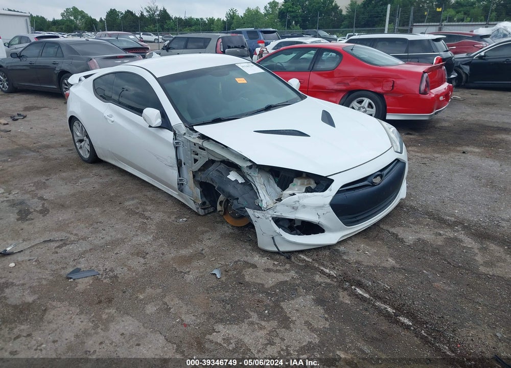 2015 HYUNDAI GENESIS 3.8 BASE VIN: KMHHU6KJXFU123396