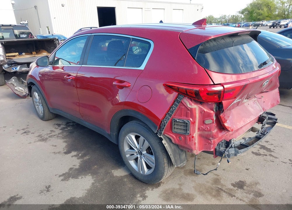 2018 KIA SPORTAGE LX VIN: KNDPMCAC8J7350529